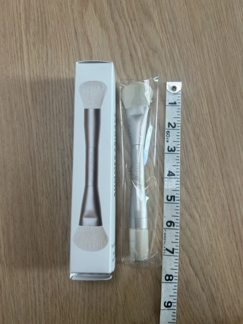 NWT Summer Fridays The Blush Brush